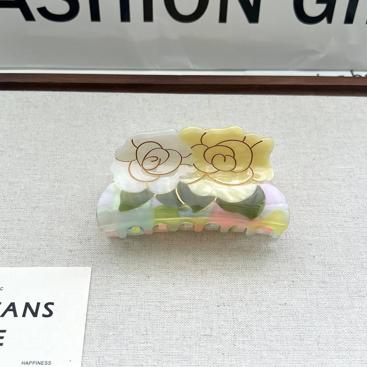 Vintage Two-Flower Acetate Clip ? Elegant Style