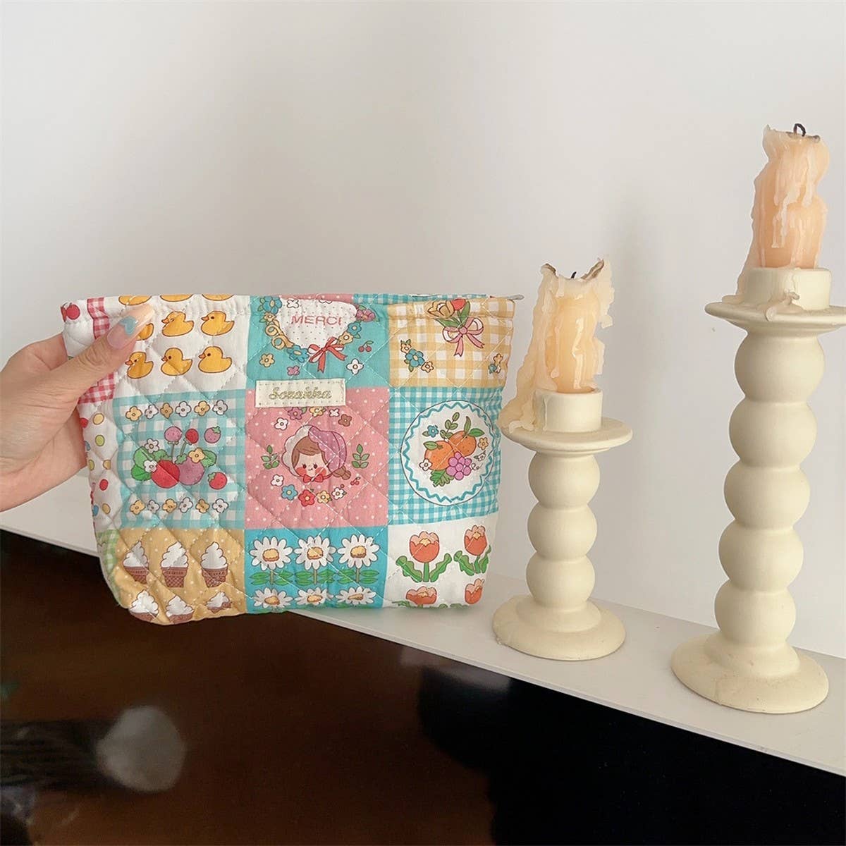 CWAB5816_CARTOON FLOWER BEAR QUILTED LINED CLUTCH