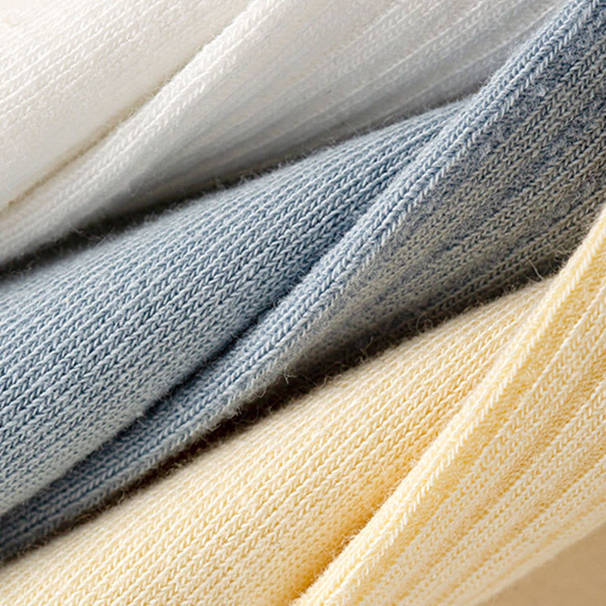 Thin Solid Ruffle Crew Socks For Summer