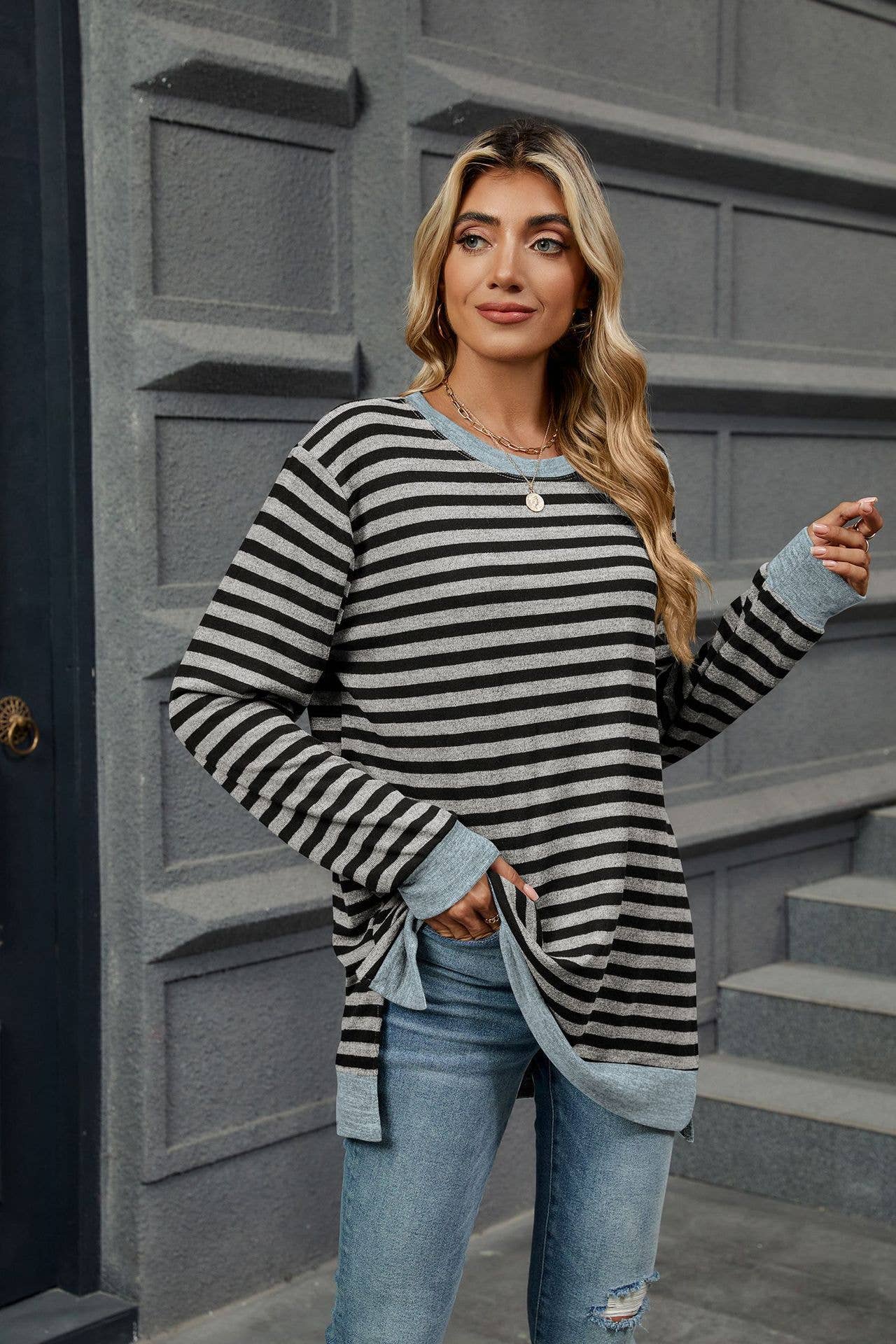 Round-neck striped color-blocked slit T-shirt