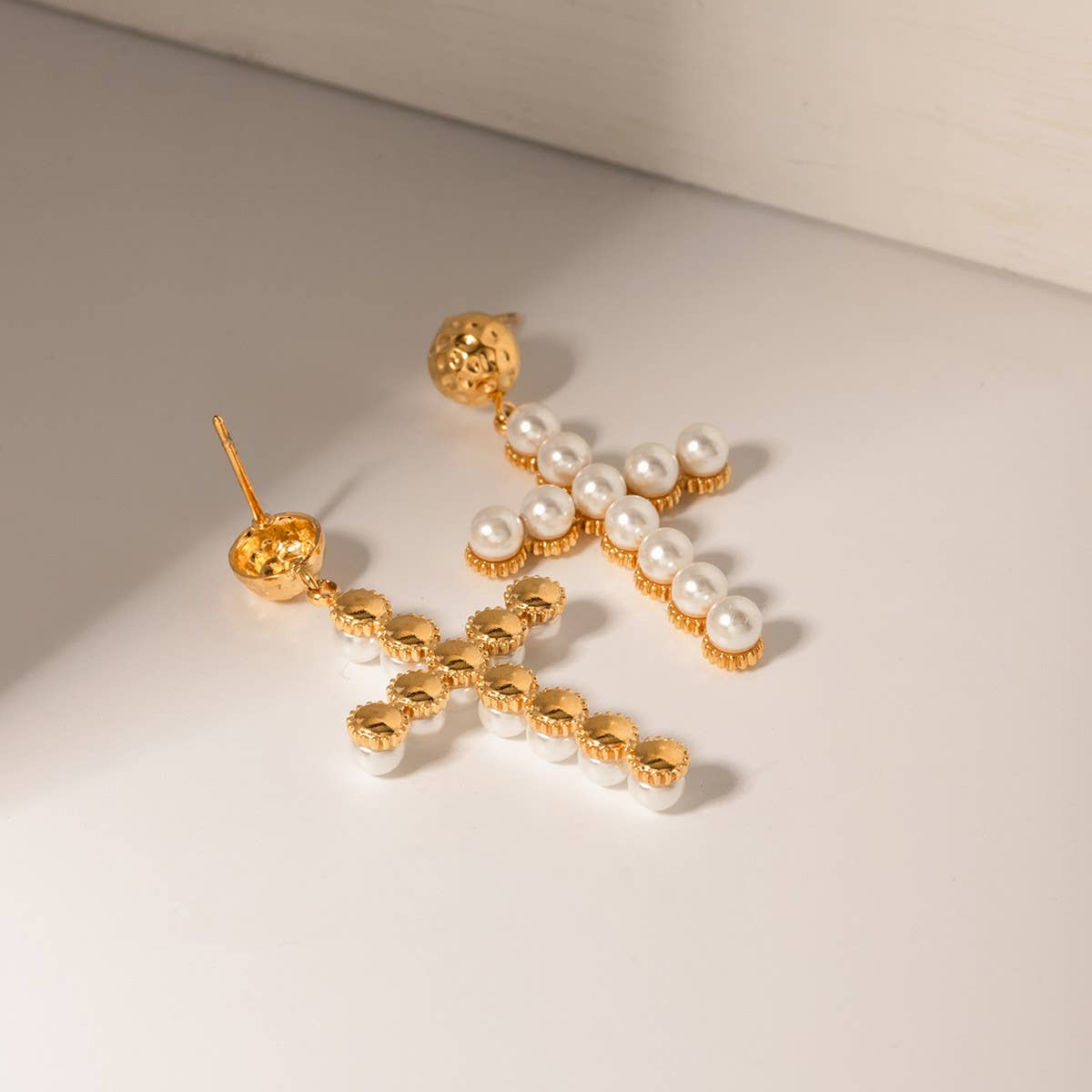 PEARL CROSS VERSATILE 18K GOLD EARRINGS_CWAHA0904