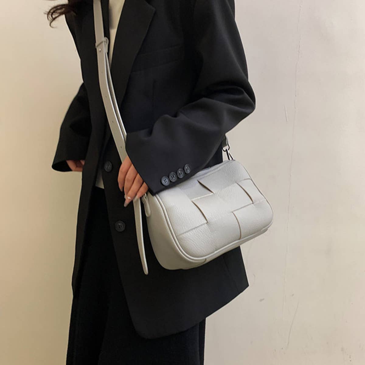 FASHION COLOR MATCHING PORTABLE UNDERARM BAG_CWAB2686