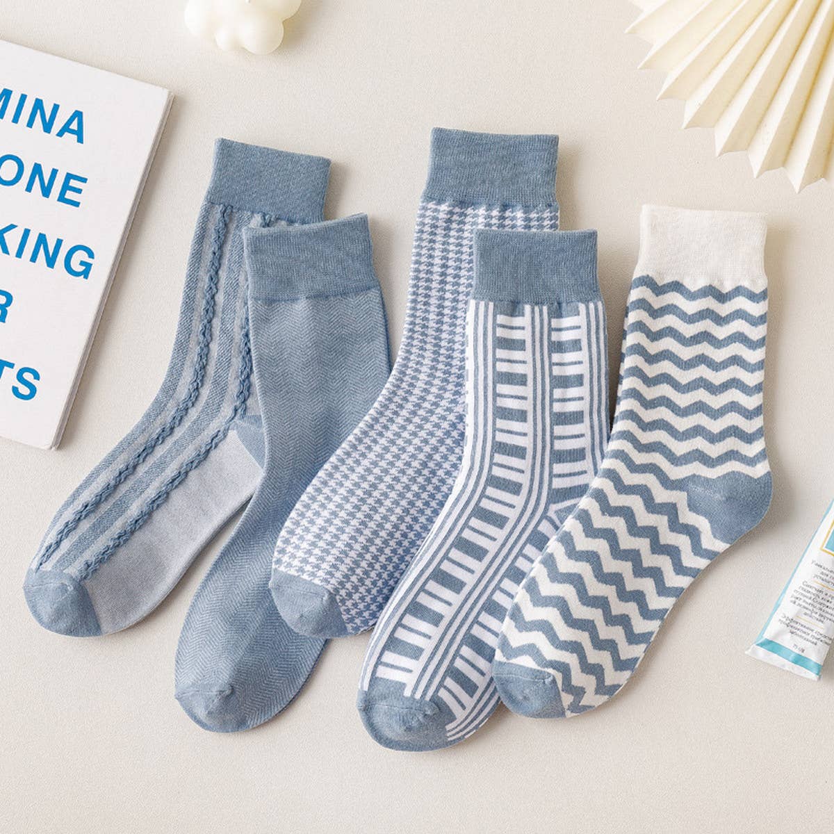 WOMEN BLUE STRIPED PLAID SOCKS