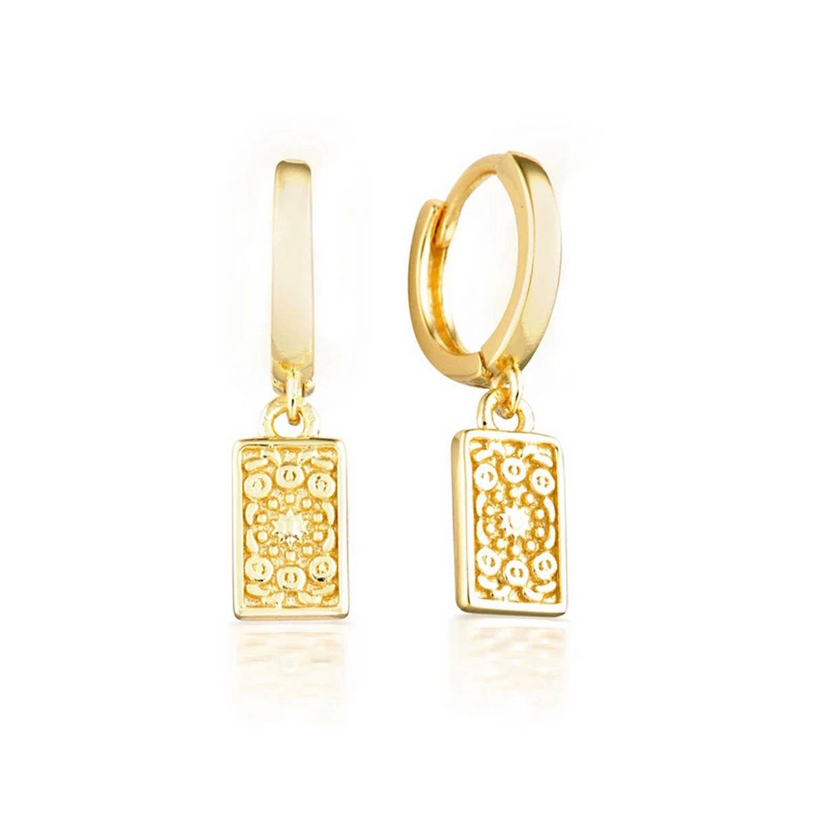 HOT-SELLING TRENDY EARRINGS IN EUROPE AND AMERICA