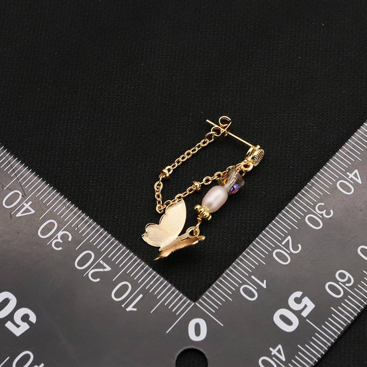 NEW SILVER NEEDLE BUTTERFLY TEMPERAMENT EARRINGS