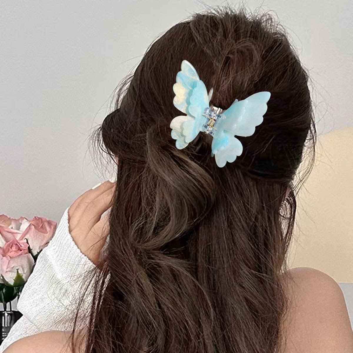 DOUBLE-LAYER BUTTERFLY GRADIENT PEARL HAIRPIN