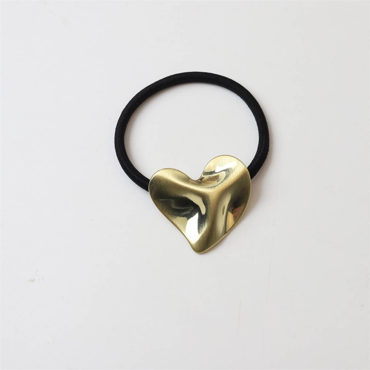 COOL AND COLOR-RETAINING HAIR SCRUNCHIES