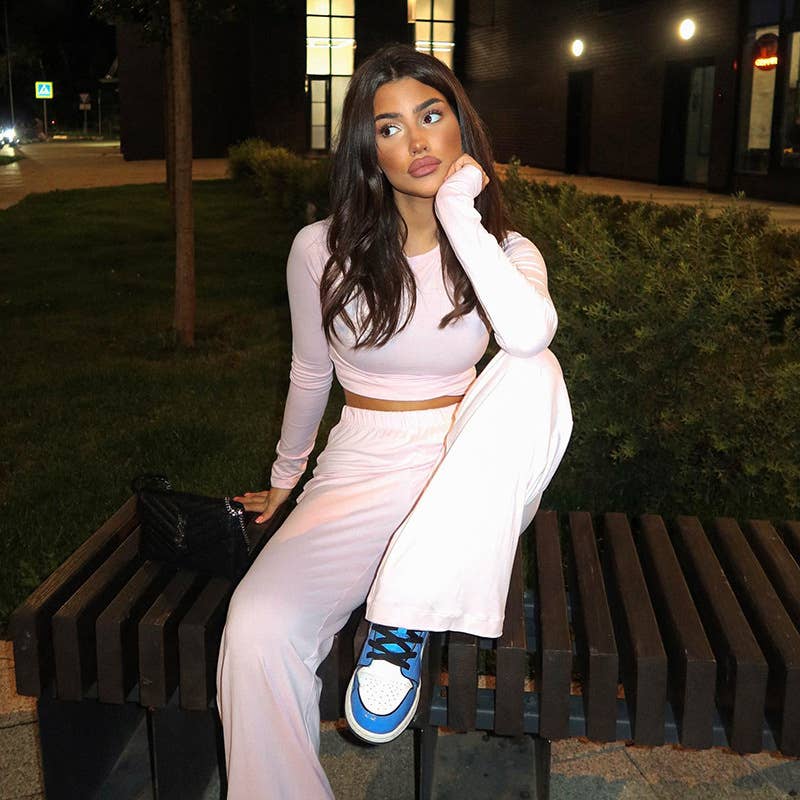 Fitted pullover top straight-leg trousers set