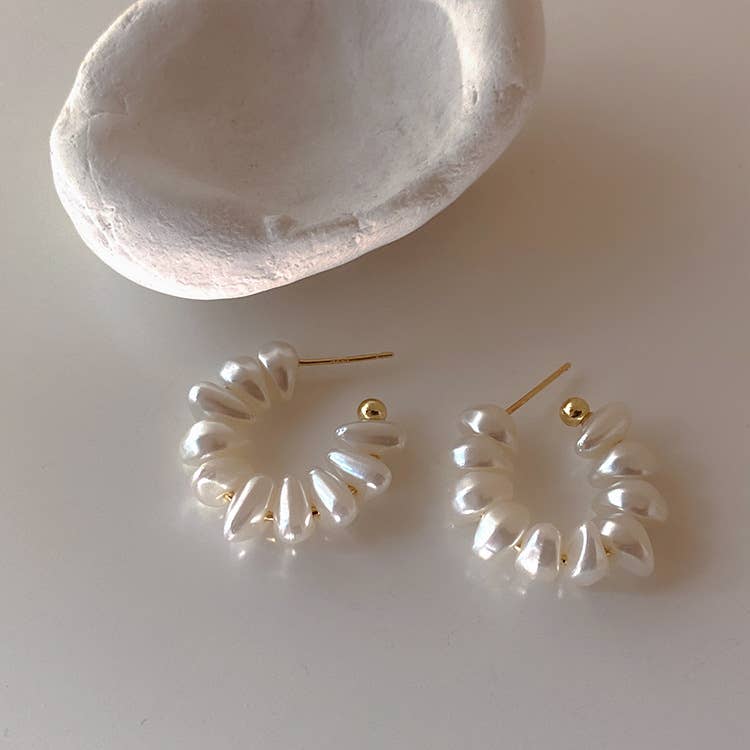 Retro irregular pearl ear rings and earrings