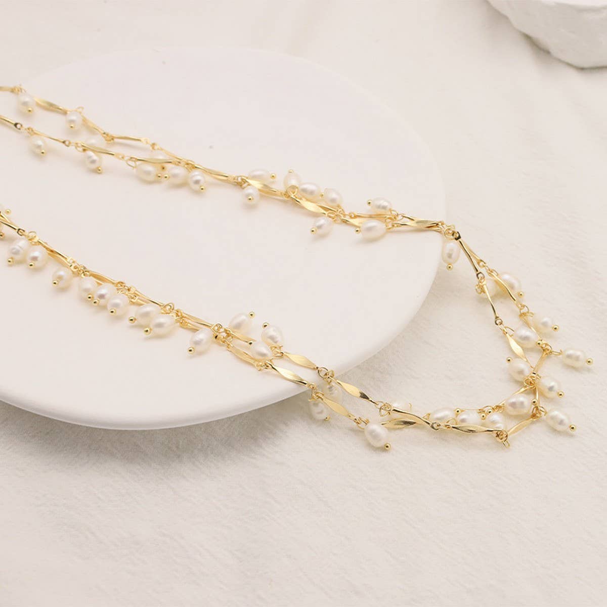 HIGH-END LONG VERSATILE PEARL SWEATER NECKLACE