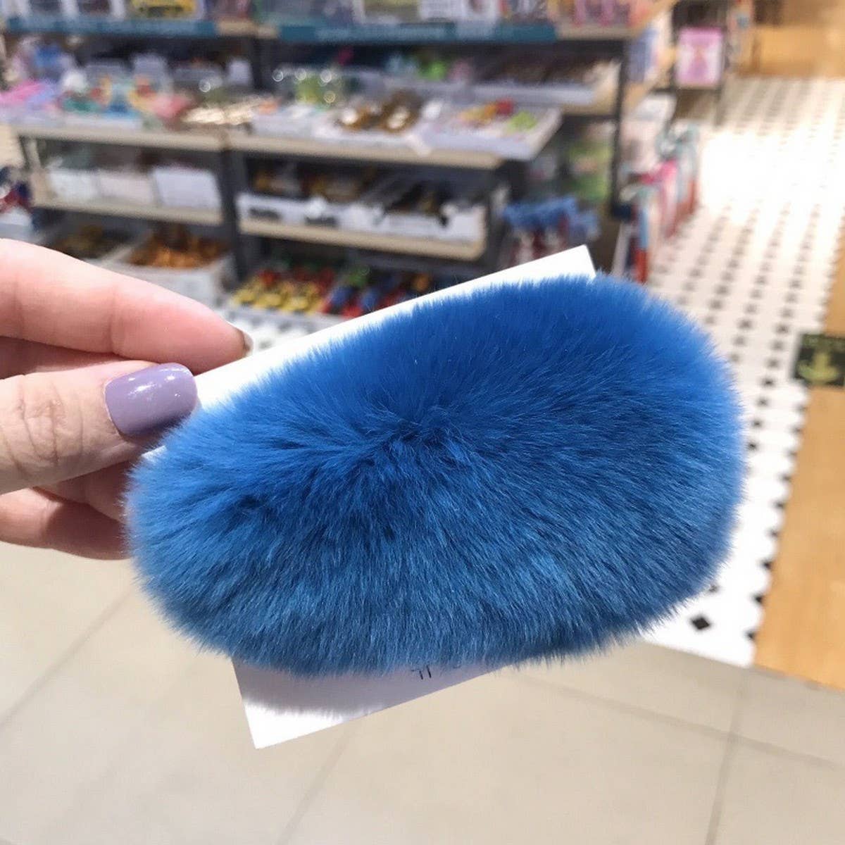 Furry Mink Hair Clip ? Cute Fluffy BB Barrette