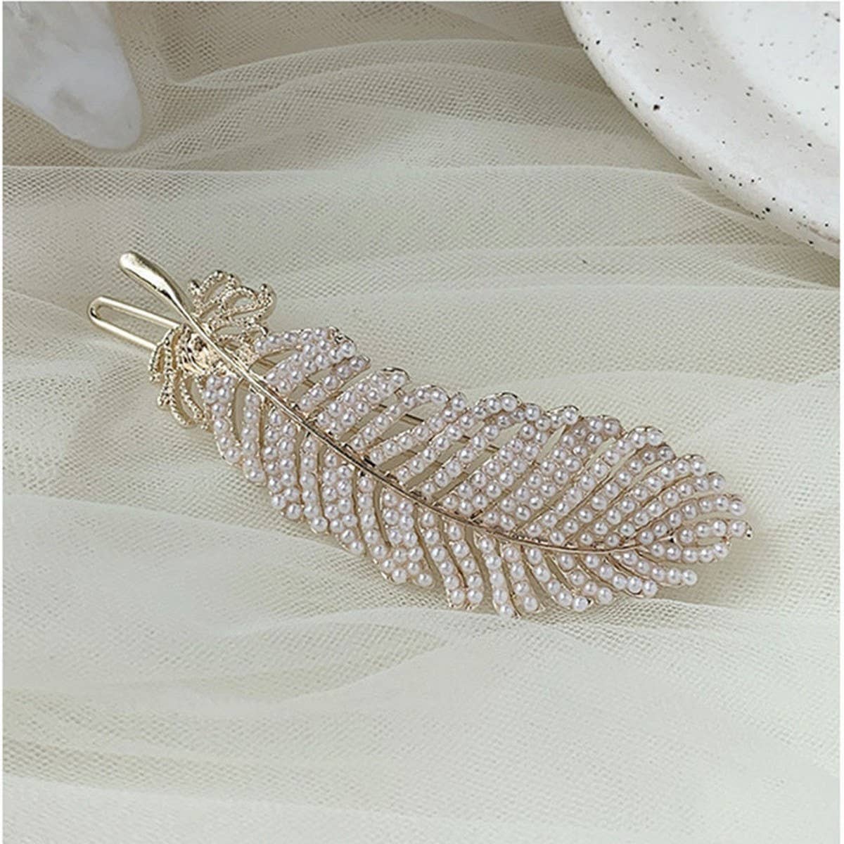 Pearl Feather Hair Clip, Gold Frog Buckle Side Pin_CWAHA4704