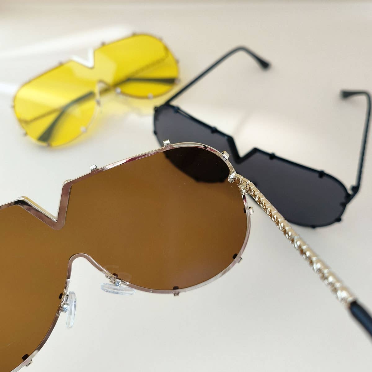 METAL FRAME ONE-PIECE LENSES SUNGLASSES