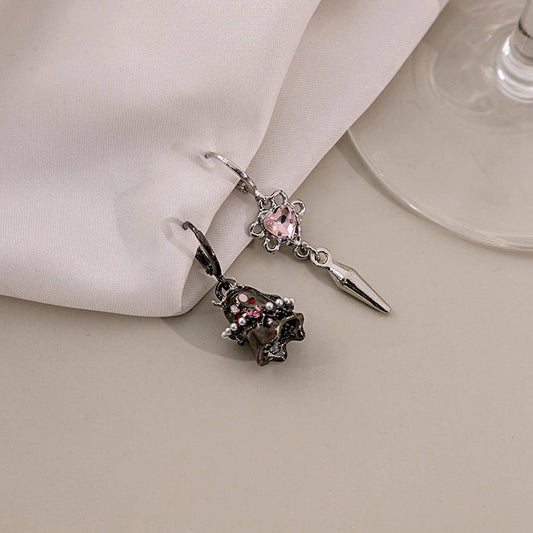 HALLOWEEN FUNNY LITTLE GHOST PEARL EARRINGS