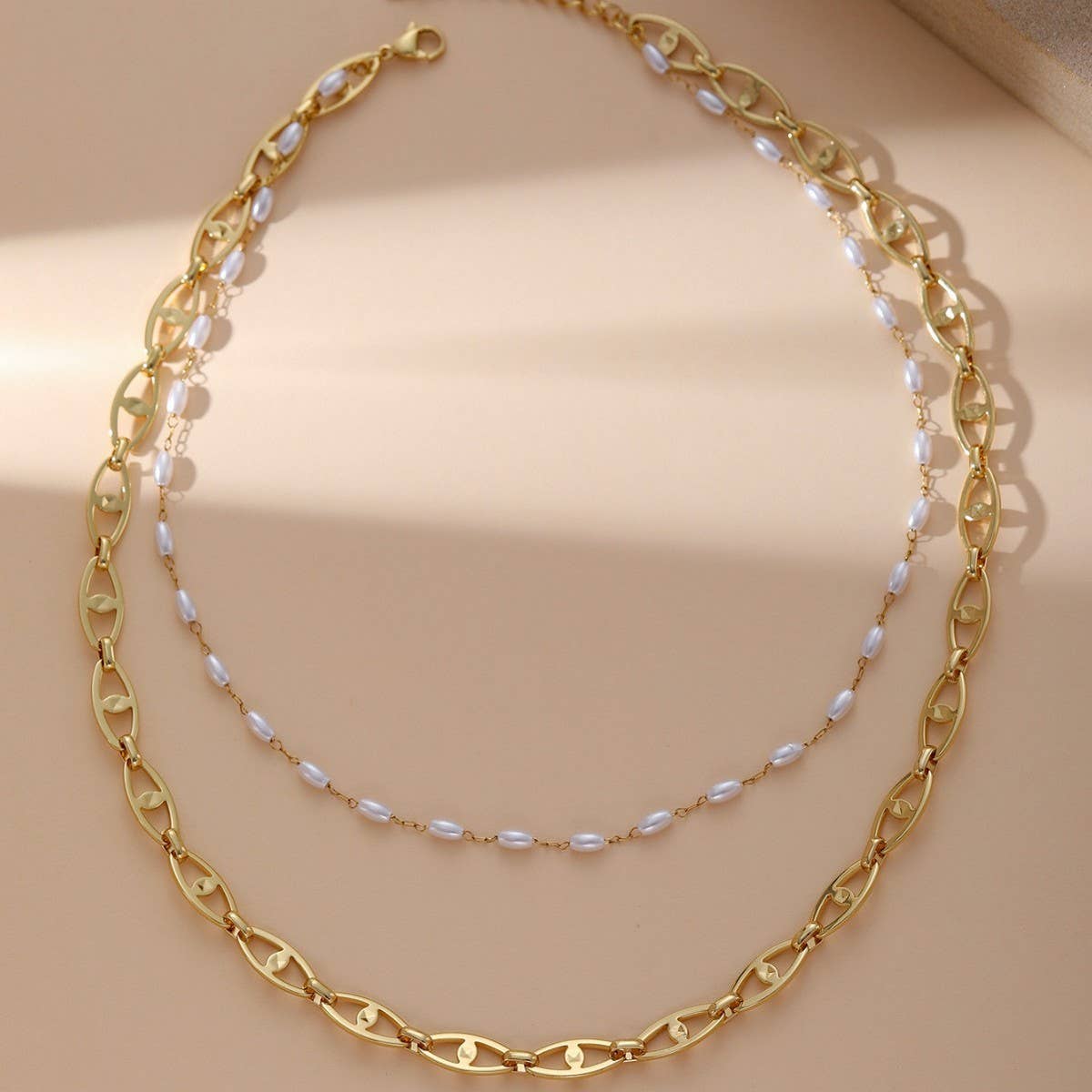 TRENDY GEOMETRIC LAYERED PEARL NECKLACE