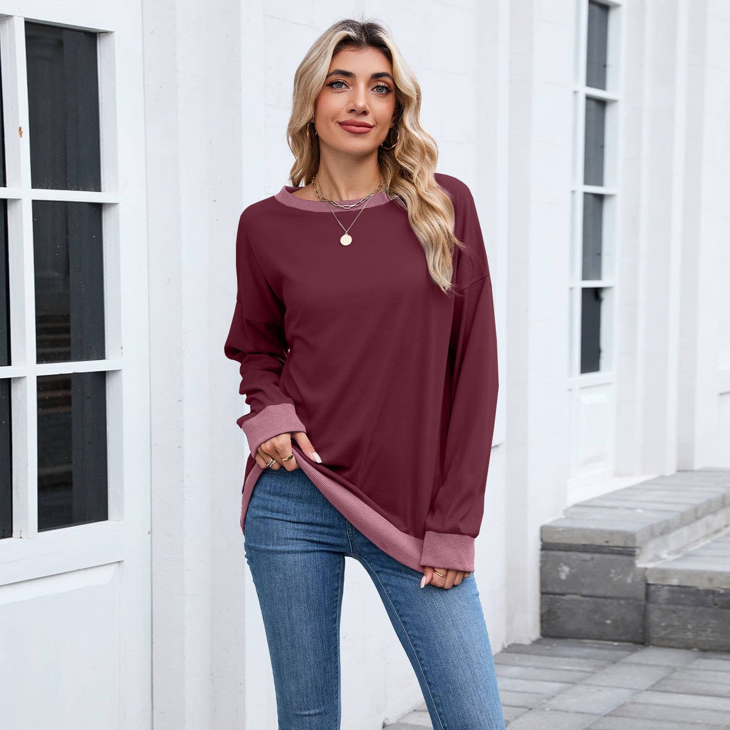 Round-neck loose color-blocked ribbed sweatshirt