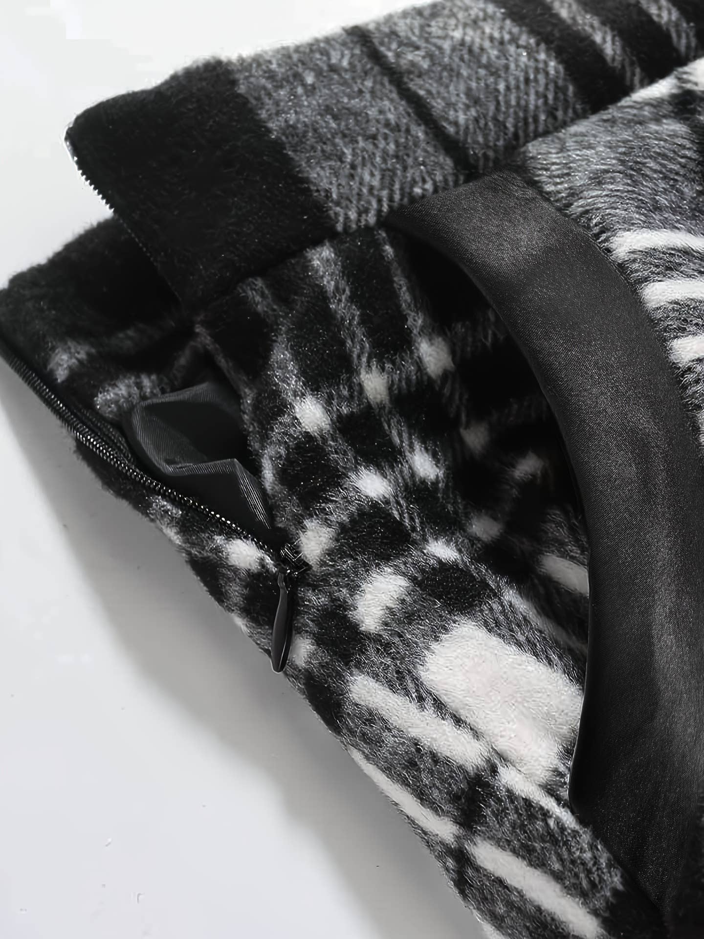 Plaid woolen cloth large pockets long skirts