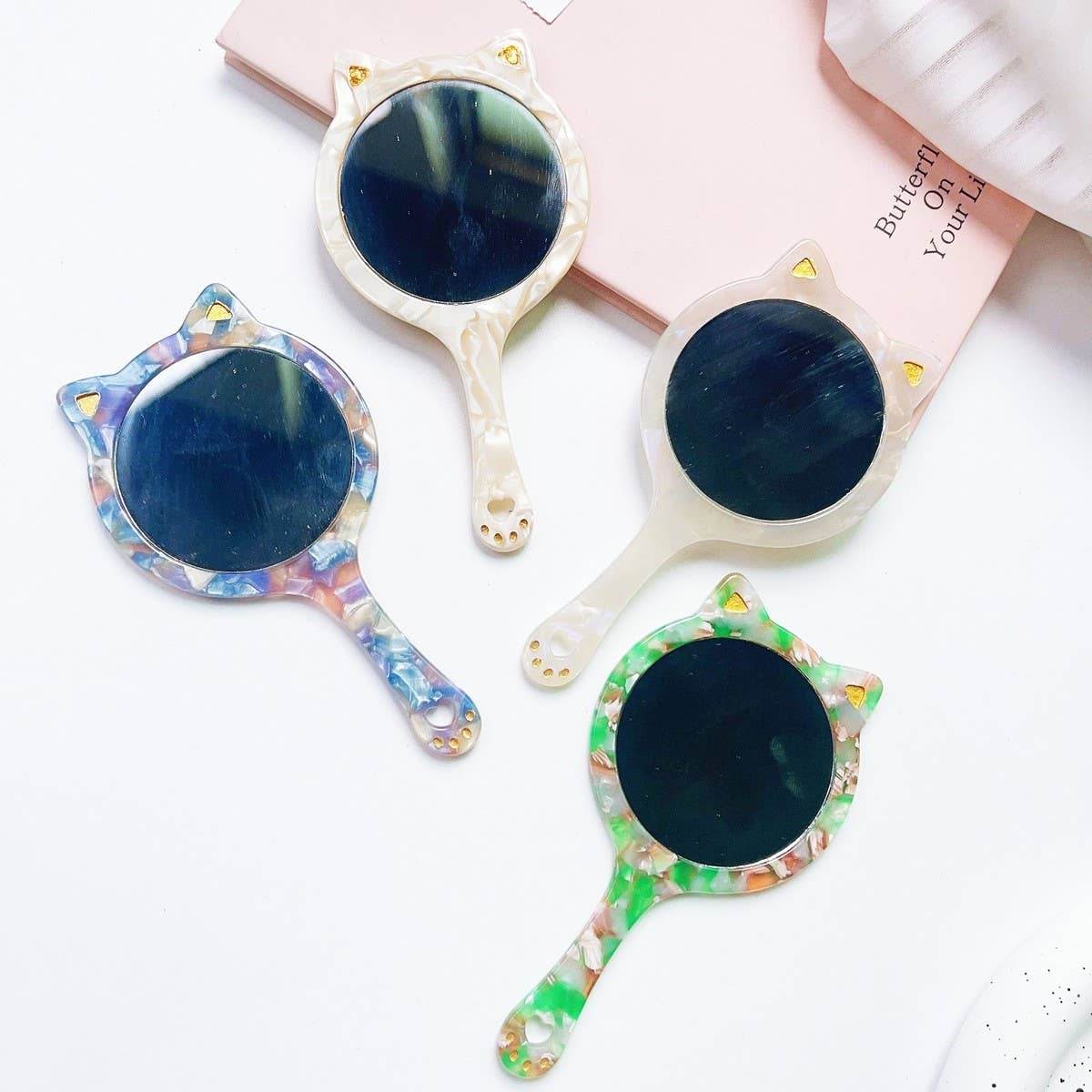 Acetate Cat-Shaped Portable Makeup Mirror_CWMM6394
