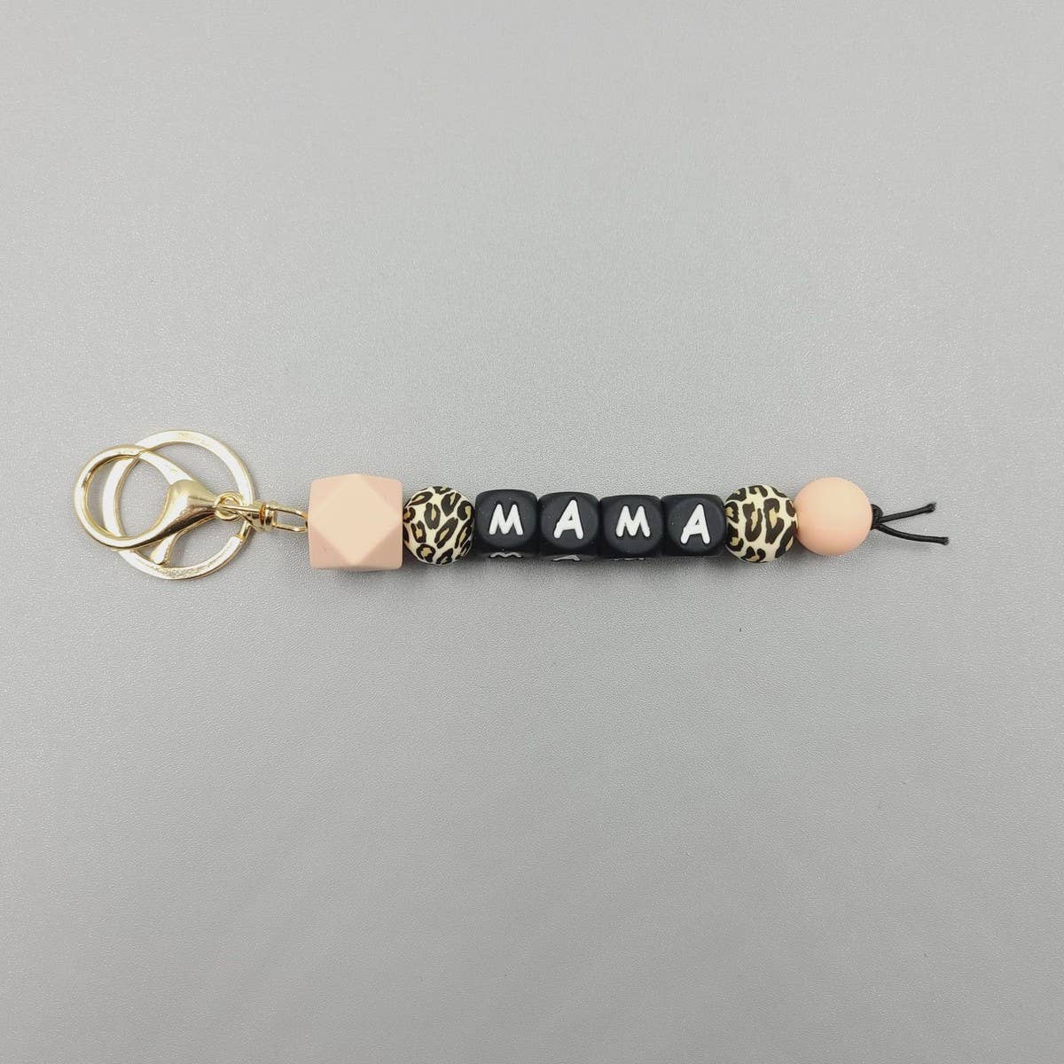 MAMA LETTER SILICONE BEAD KEYCHAIN