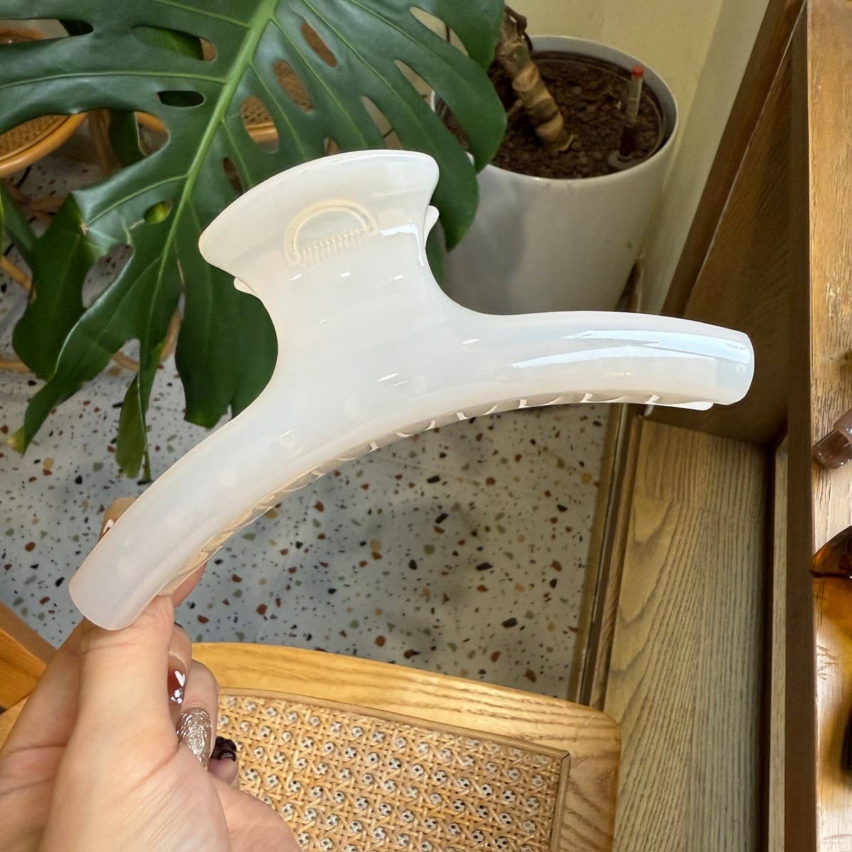 CWAHA4450_NEW FRENCH BUTTERFLY BUCKLE HIGH-GRADE SHARK CLIP