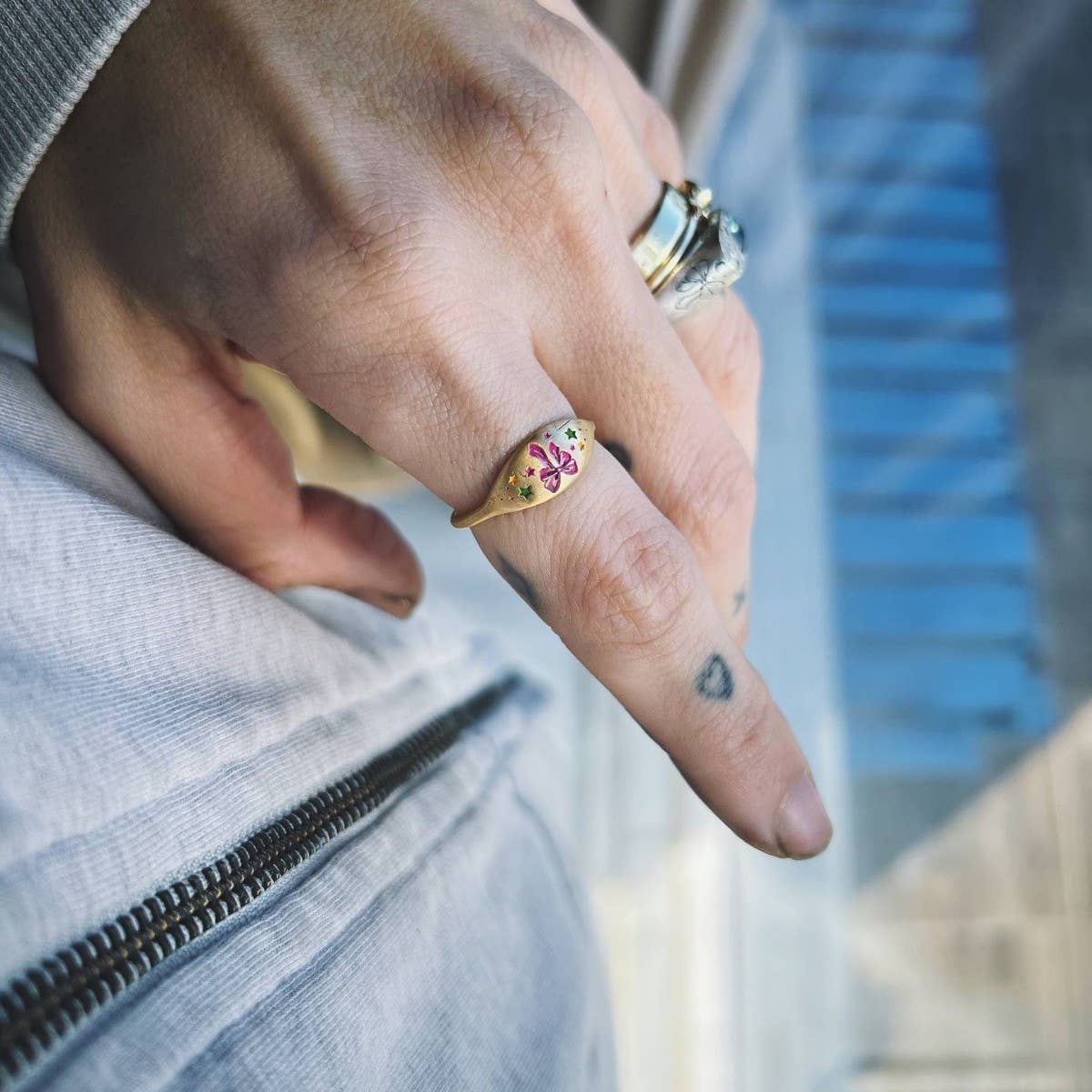 Hand-painted sweet gradient bow ring