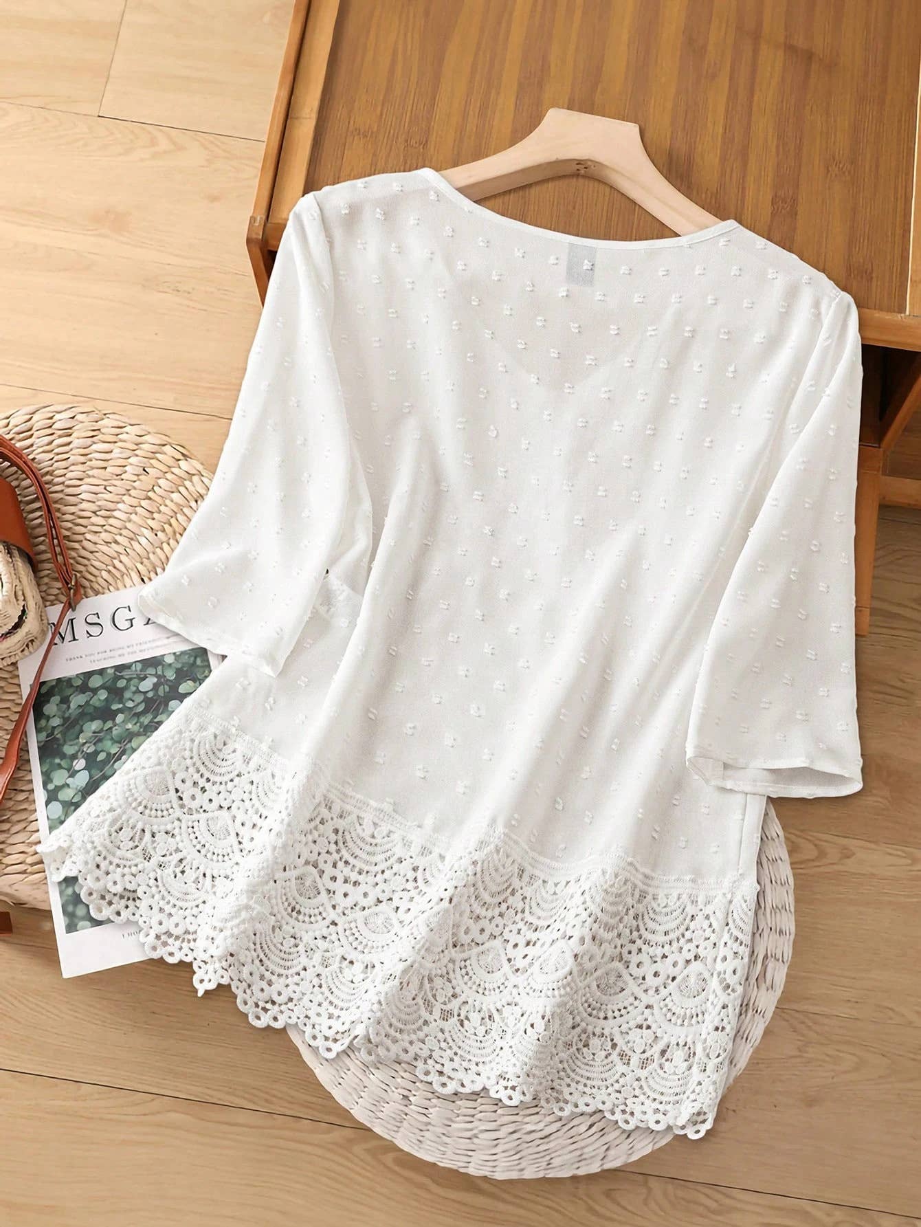 Hollowed-out embroidered lace French-style shirt
