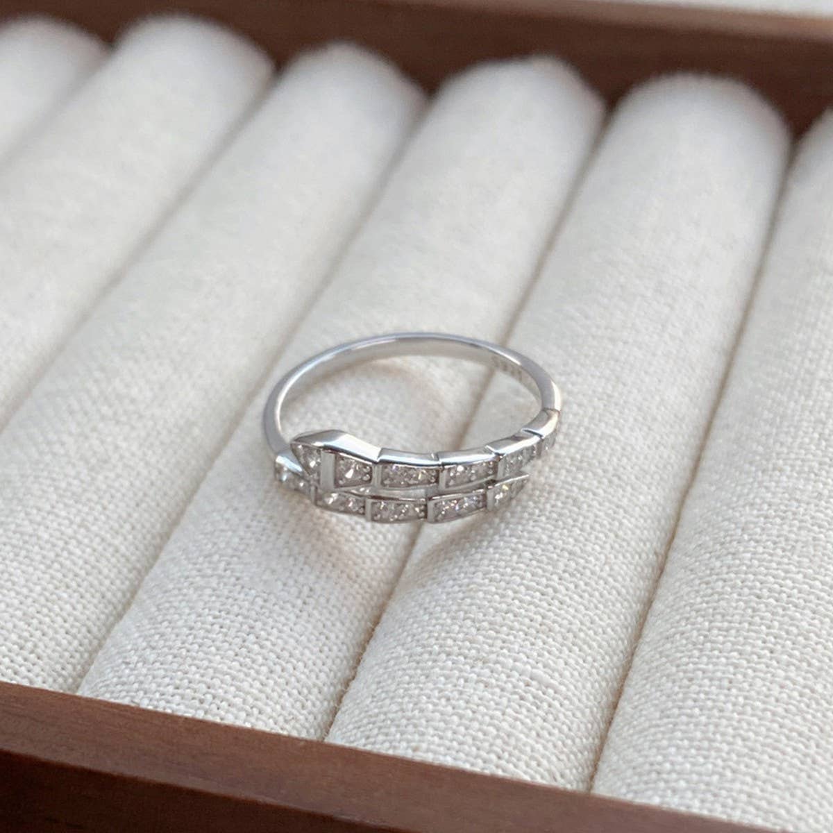 CWAJE4975_PERSONALITY, VERSATILE, SIMPLE OPEN RING