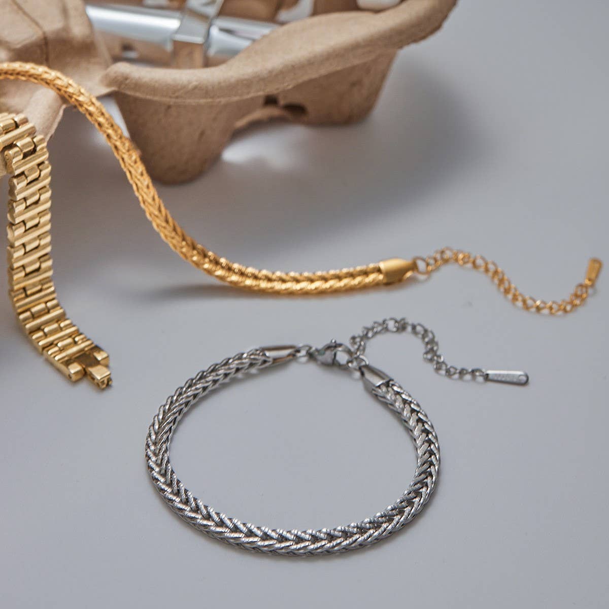 Elegant Two-Tone 18K Gold Titanium Chain Bracelet