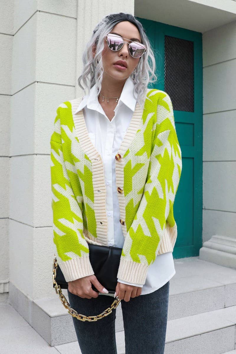 CWOCAL1192_HOUNDSTOOTH BUTTON LOOSE KNIT CARDIGAN