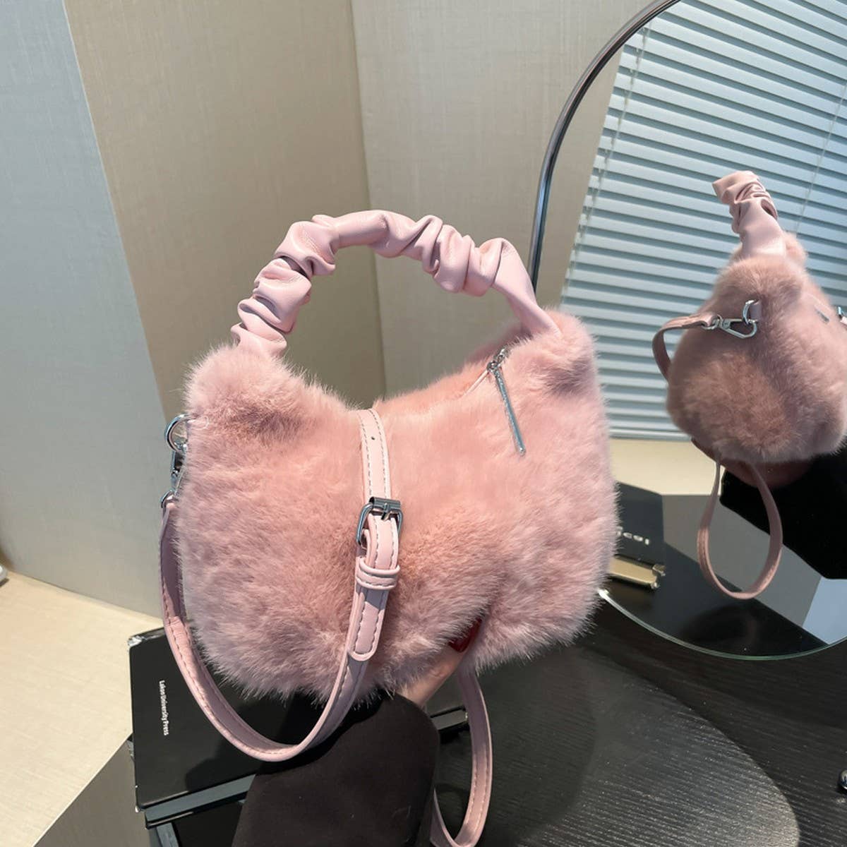 Plush Fur Shoulder Bag Women Fashion Handbag_CUAB00554