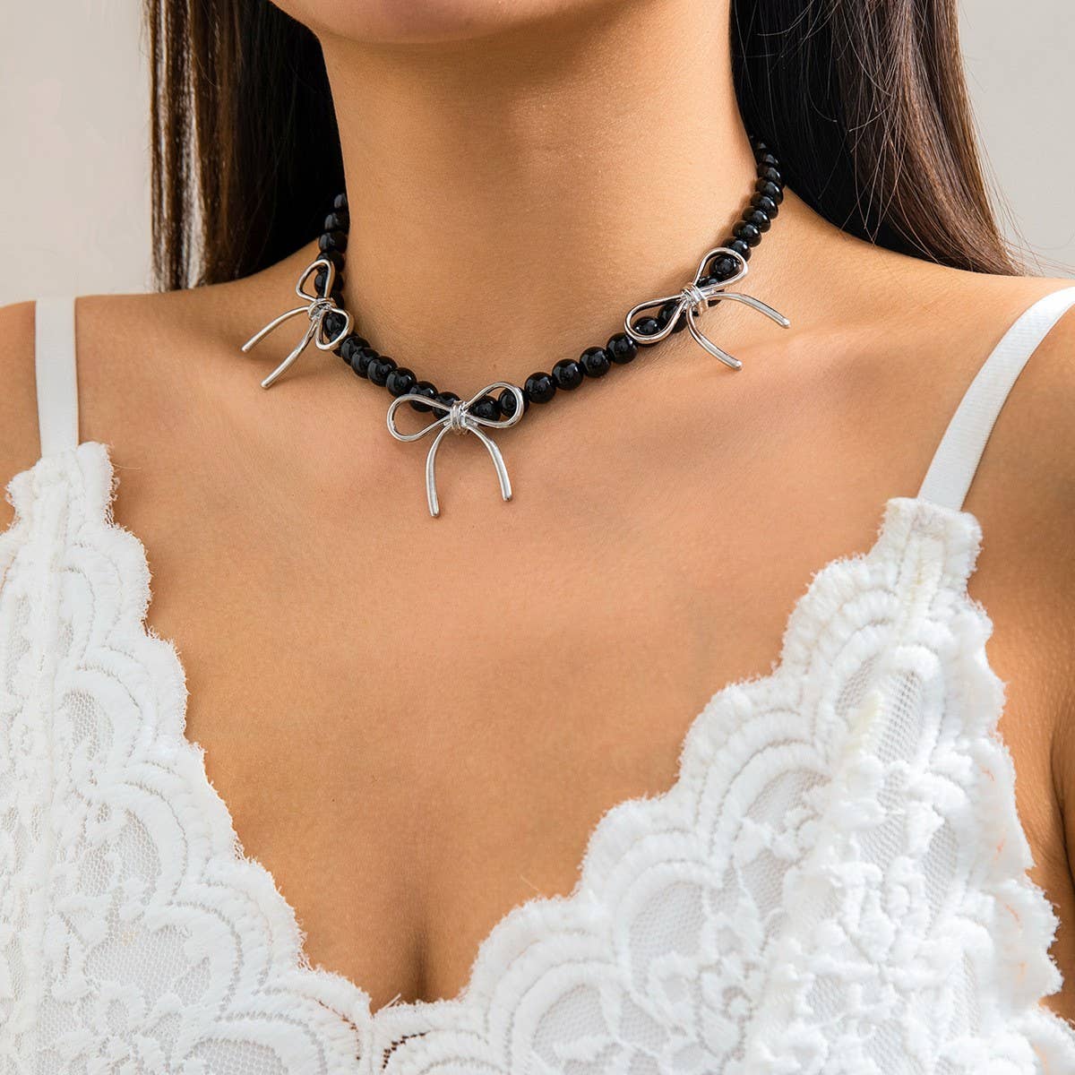 HOT SELLING BLACK BOW BEADED NECKLACE