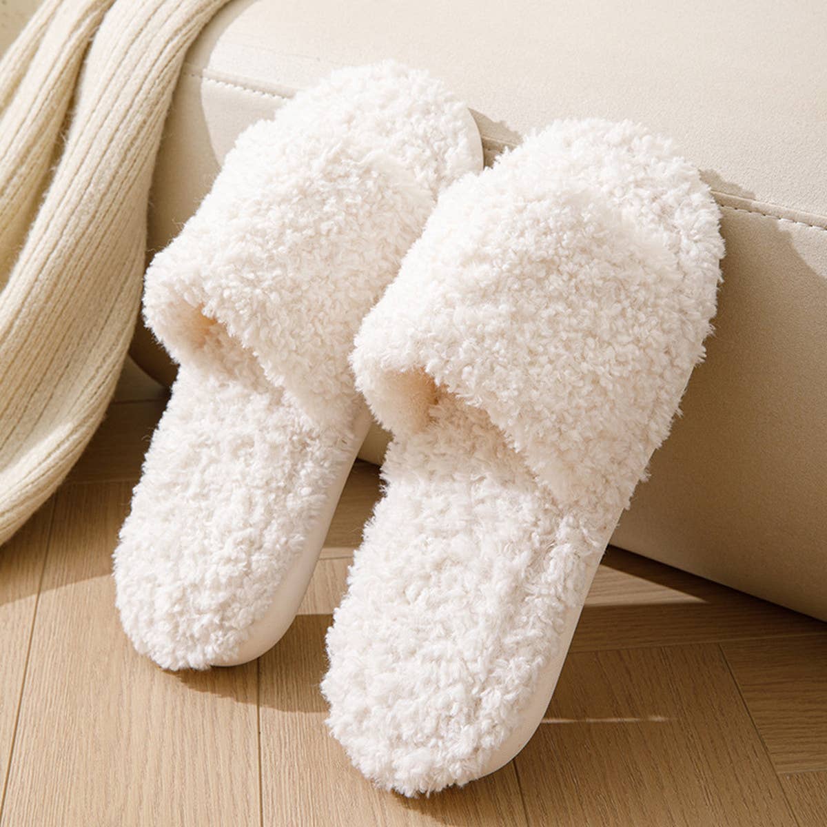 HOME SOLID COLOR CURLY COTTON SLIPPERS