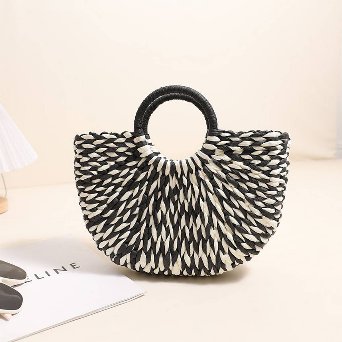 HALF ROUND SHOULDER BEACH TOTE STRAW BAG_CWAB1868