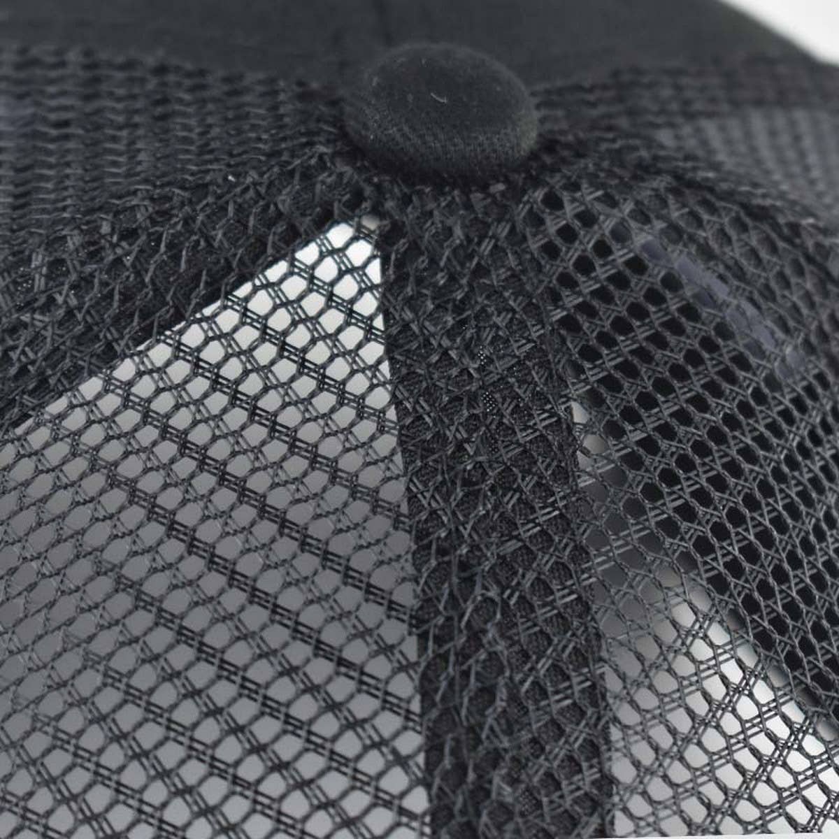 CLASSIC COTTON SOLID BREATHABLE MESH TRUCKER HAT_CWAH1371