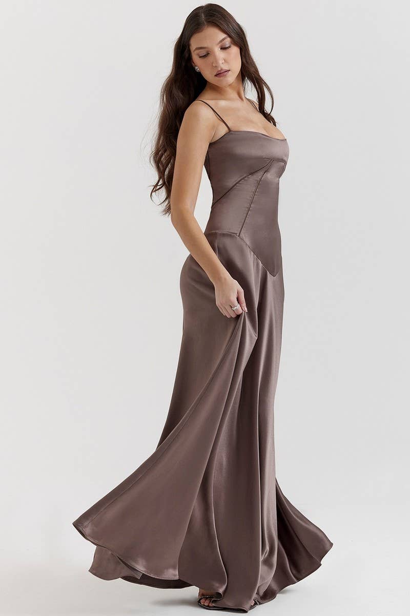 CWDMD5567_BACKLESS SPAGHETTI STRAP SLIM FIT EVENING GOWN