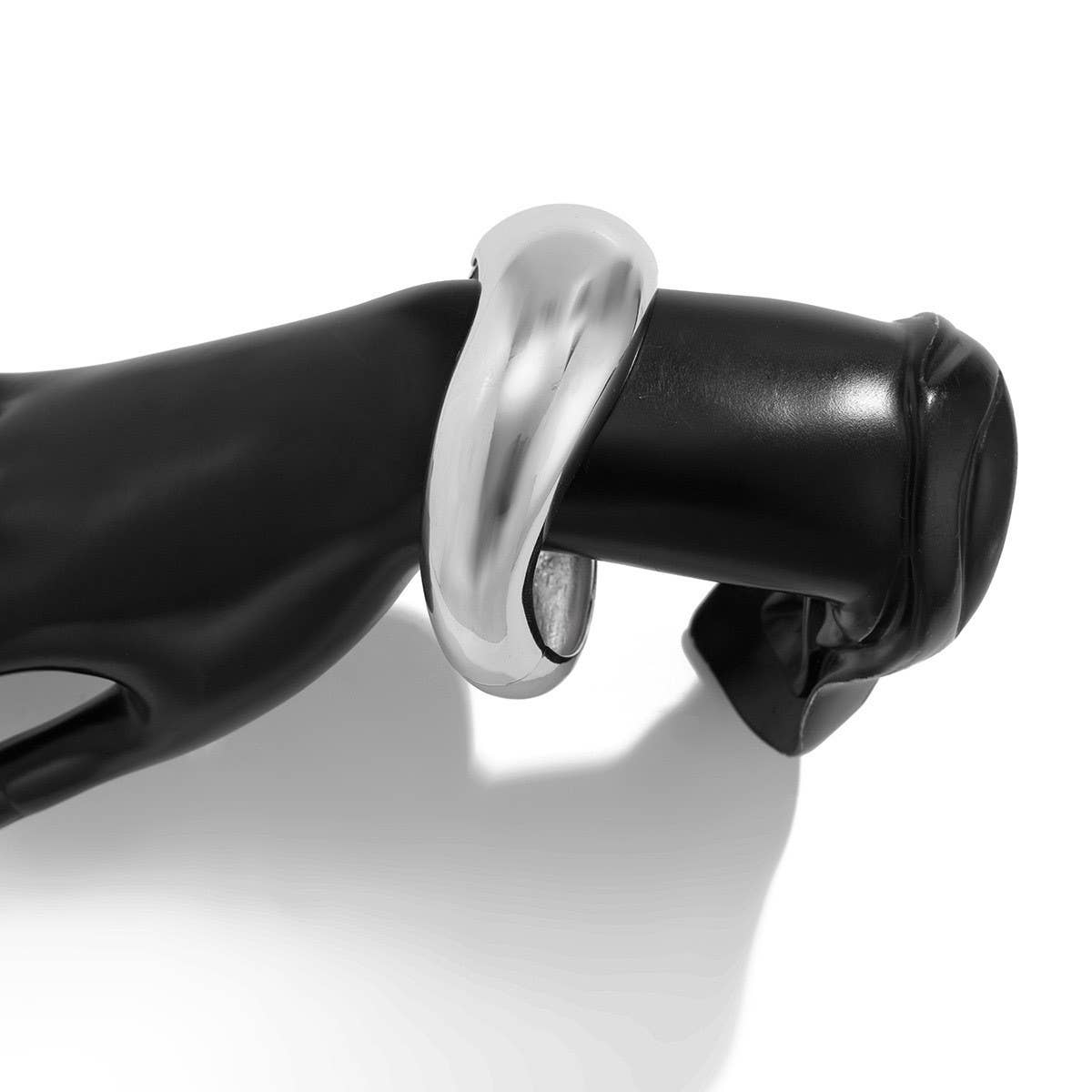 FASHIONABLE METALLIC SMOOTH SPRING BRACELET