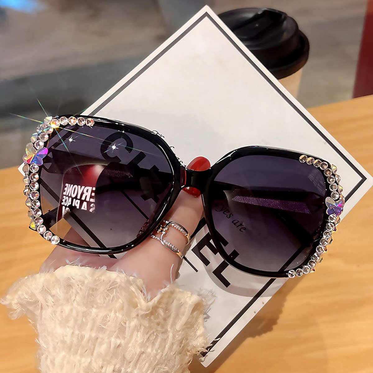 WOMEN RHINESTONE POLARIZED SUNGLASSES