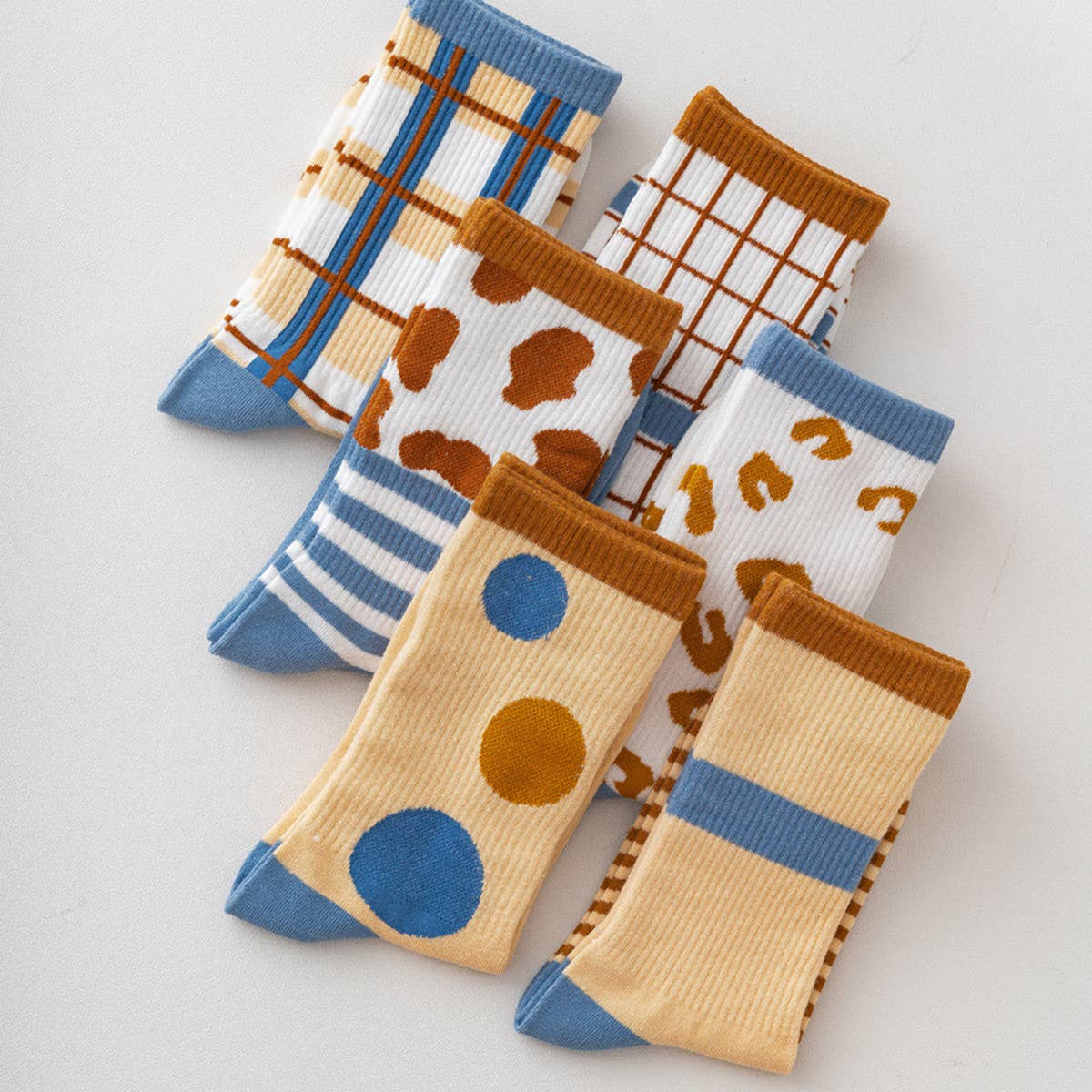 NEW CUTE BLUE PLAID SOCKS