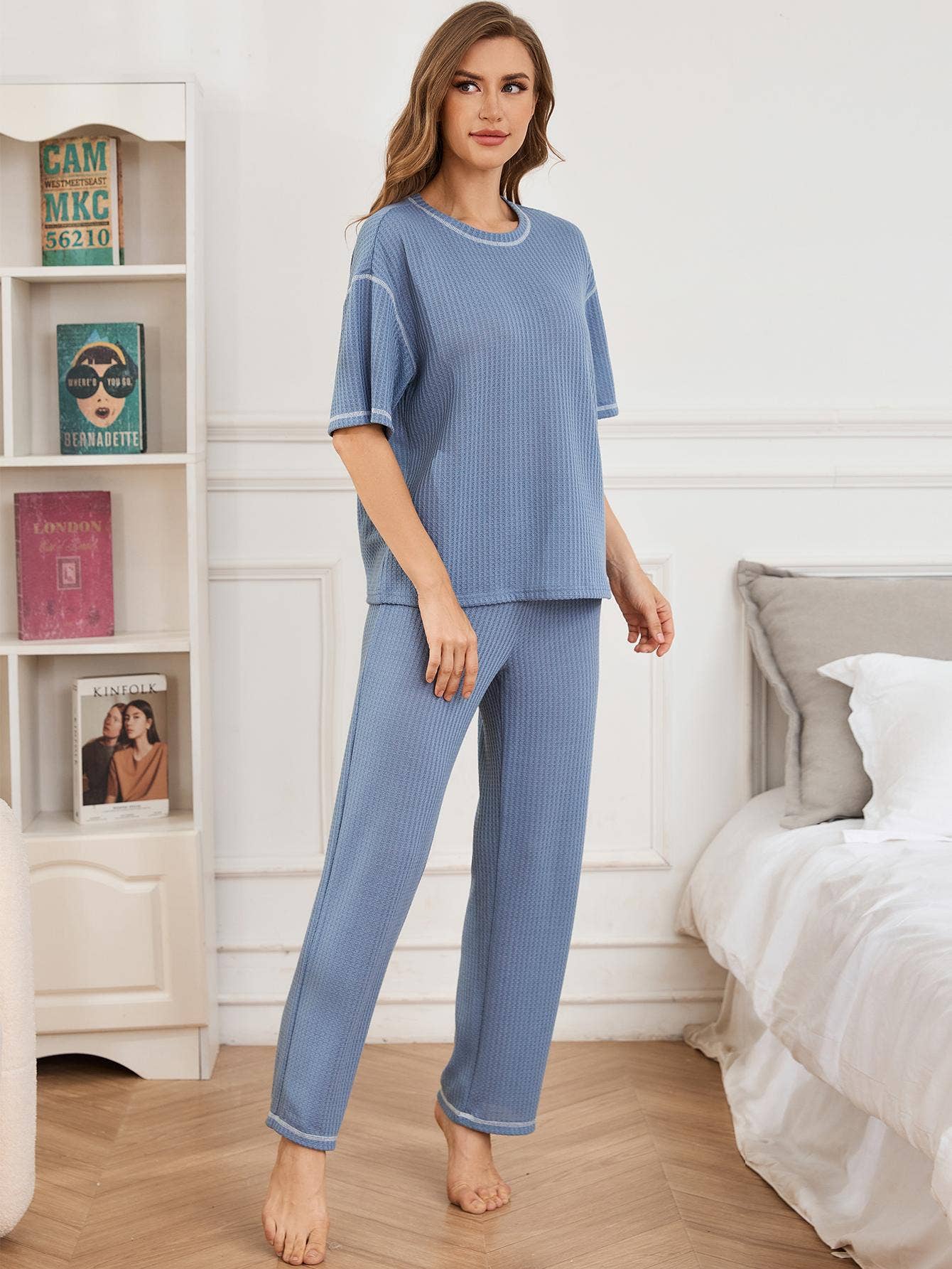 STYLISH AND COMFORTABLE SHORT SLEEVE PANTSUIT