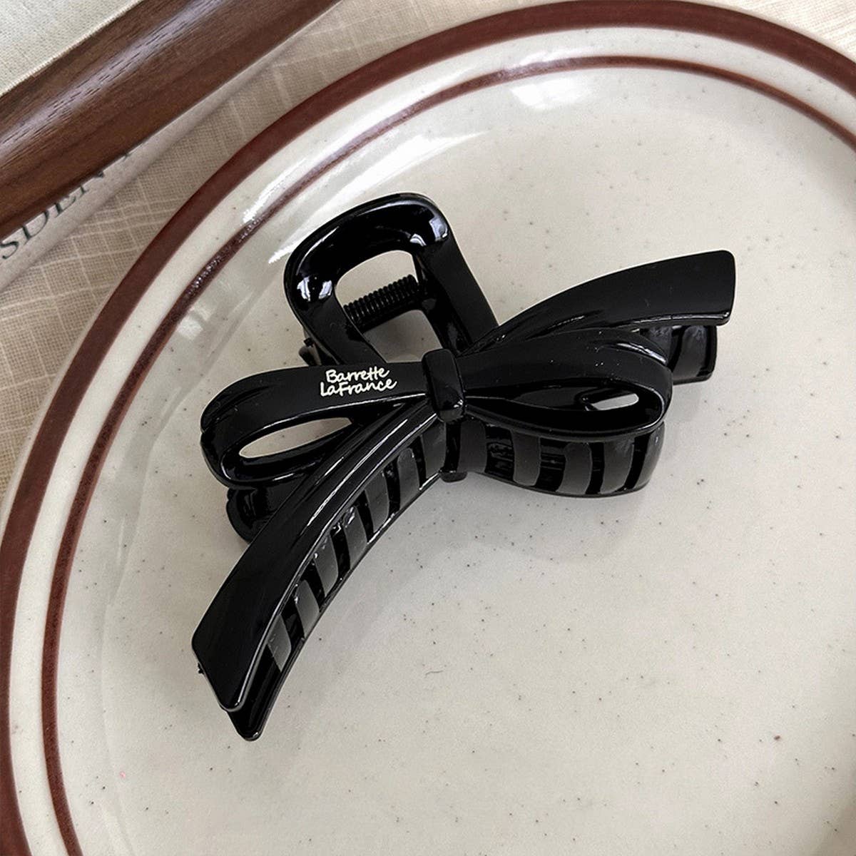 Large Bow Hair Claw - Elegant Ribbon Shark Clip