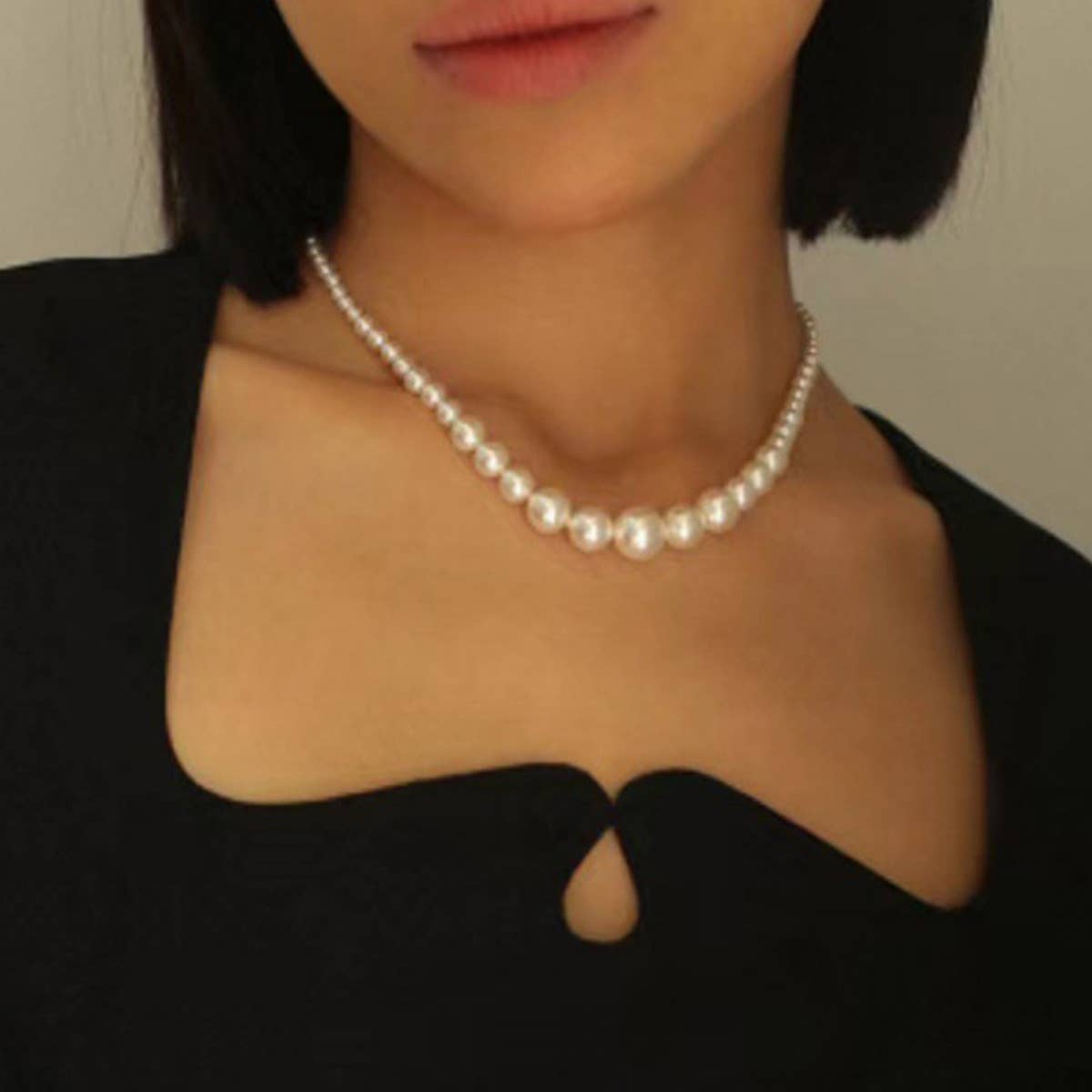 ELEGANT RETRO GRADIENT PEARL NECKLACE