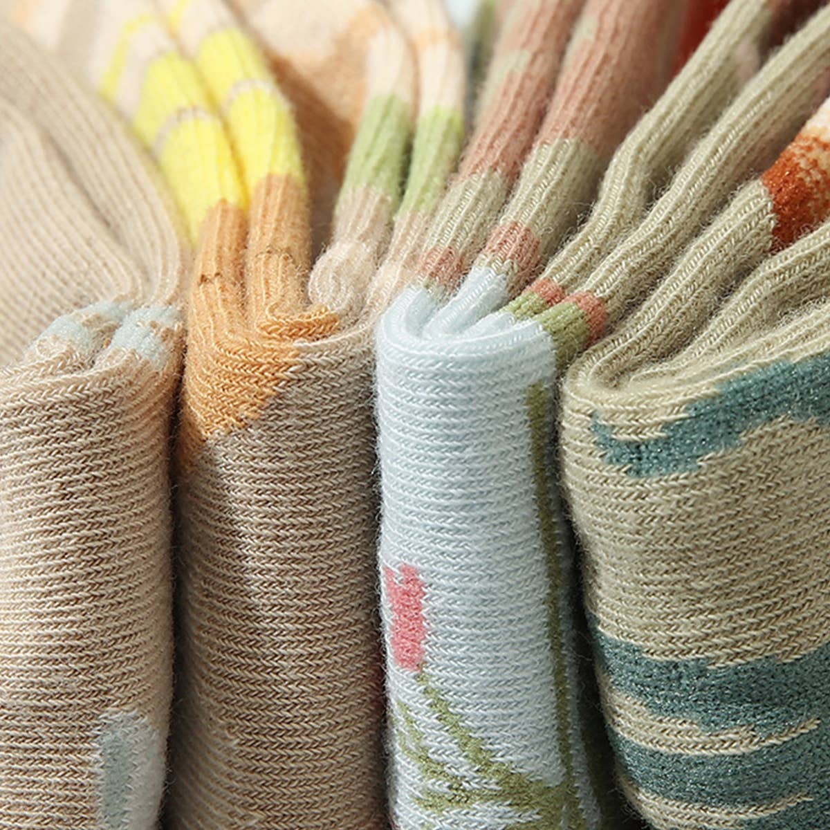 MULTIPLE PATTERNS STREET TRENDY INVISIBLE SOCKS