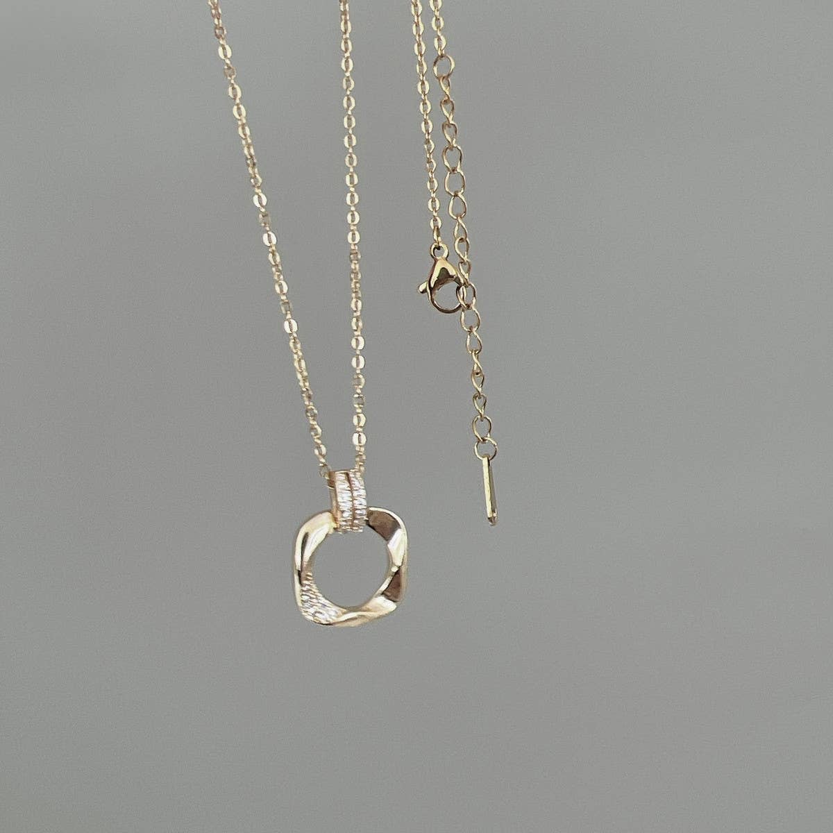 NEW HIGH-END RING NECKLACE