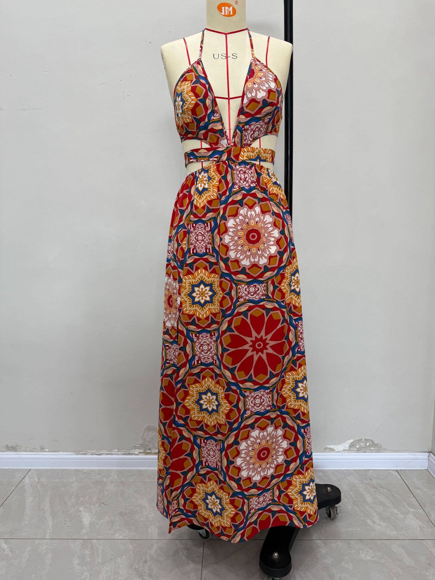 Sexy V-neck backless holiday halter print dress