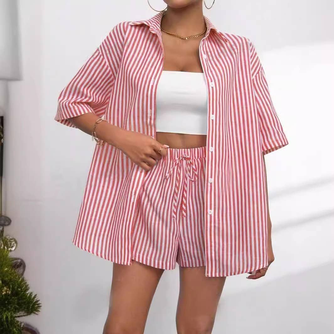 Lapel striped short-sleeved and shorts suit