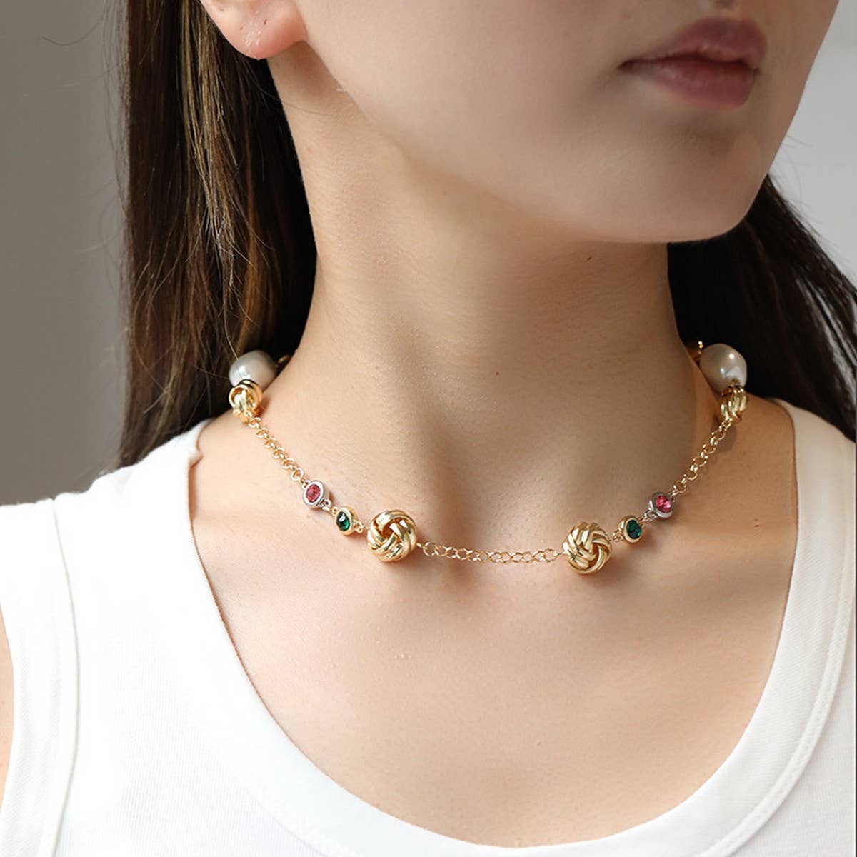 WOMEN'S FASHION NECKLACE AND EARRINGS SET