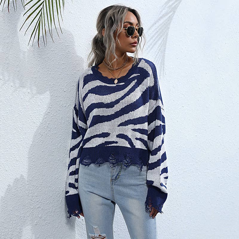KNIT PULLOVER SWEATER WITH ZEBRA-PRINT CREW NECK