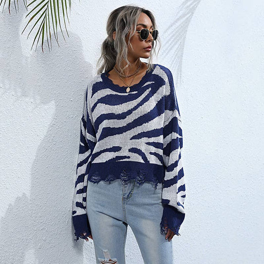 KNIT PULLOVER SWEATER WITH ZEBRA-PRINT CREW NECK