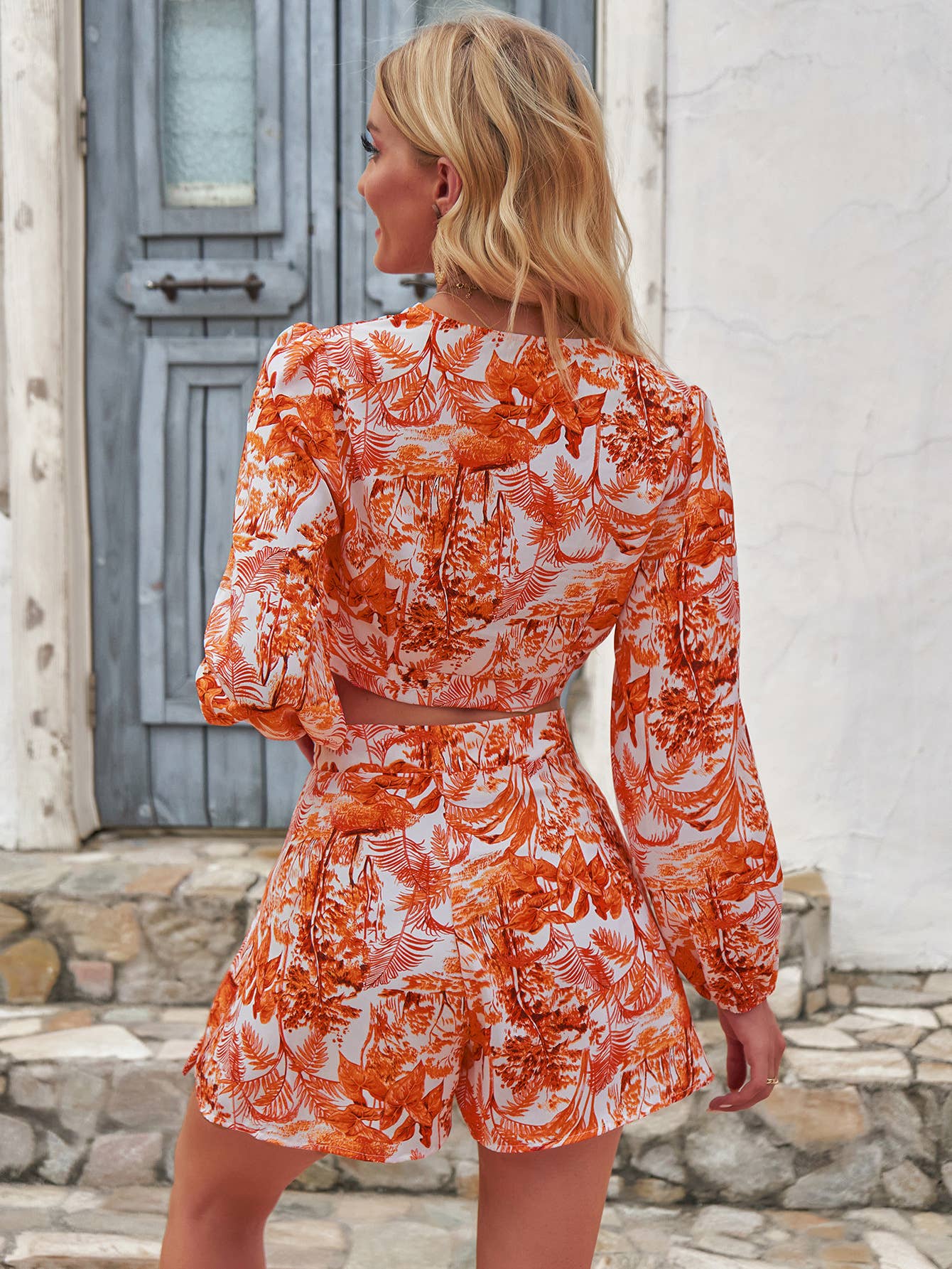 Printed sexy long-sleeved top and shorts set