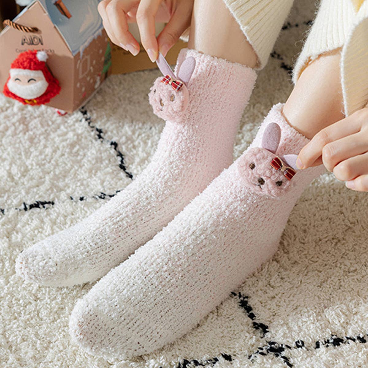 PLUSH MIDDLE TUBE CHRISTMAS SOCKS GIFT BOX_CWMS0768